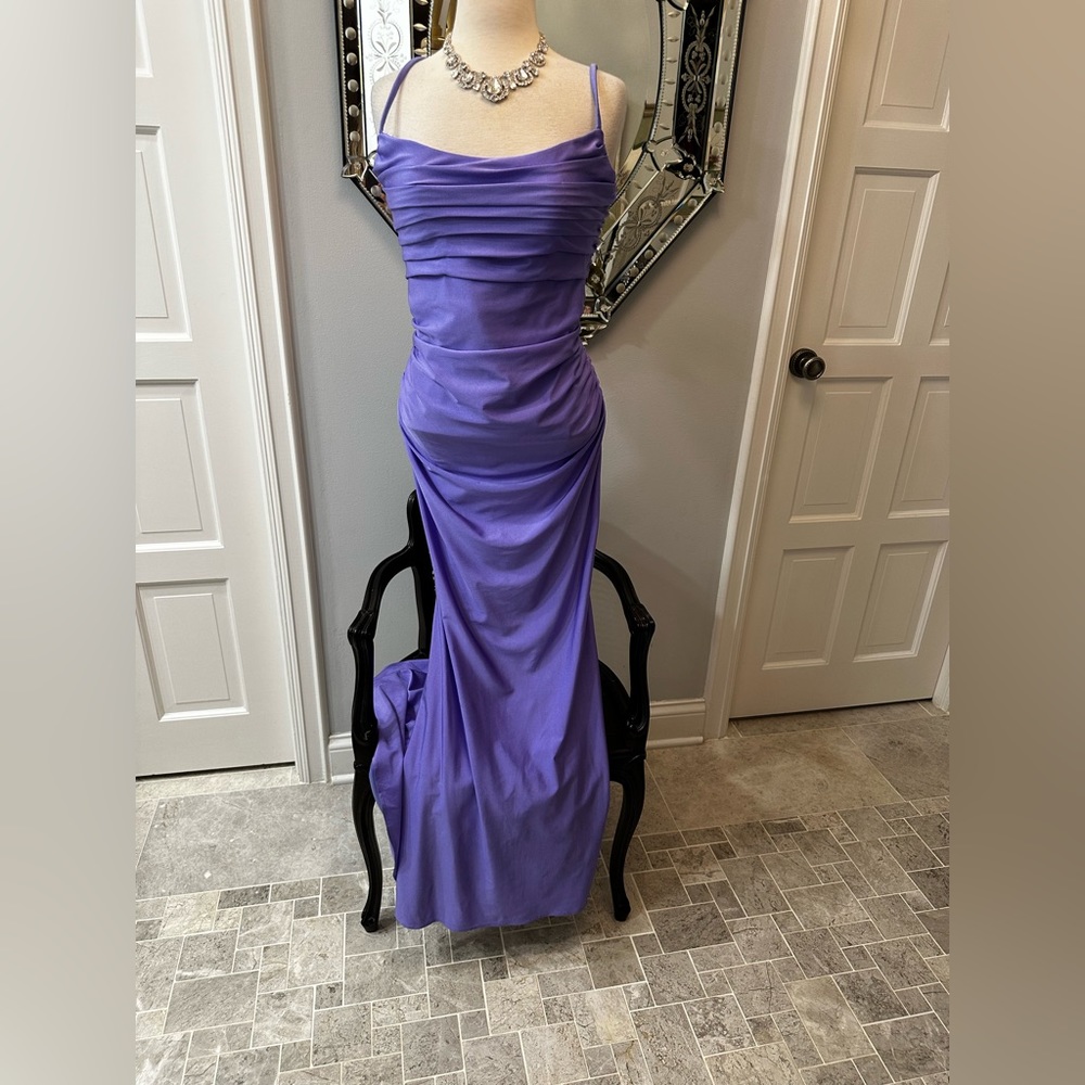 NWOT La Femme Gala Prom Cocktail Wedding Purple Tight Sexy Back Goddess - Picture 14 of 17